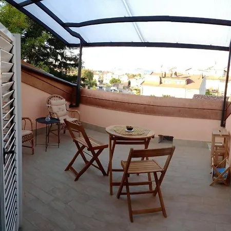 Donna Lucia * Castel Di Sangro